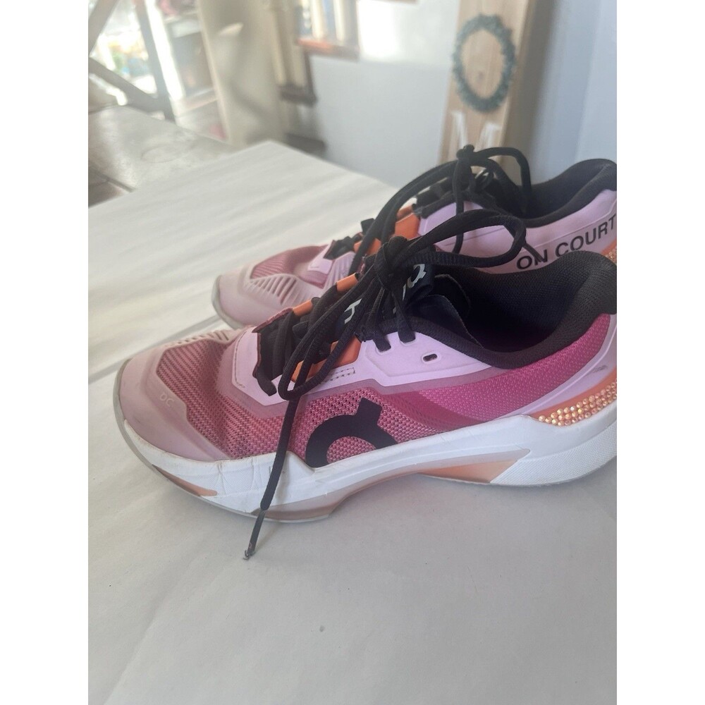 On Women's THE ROGER Pro Fire Tennis Shoes Pink Flame Size 7